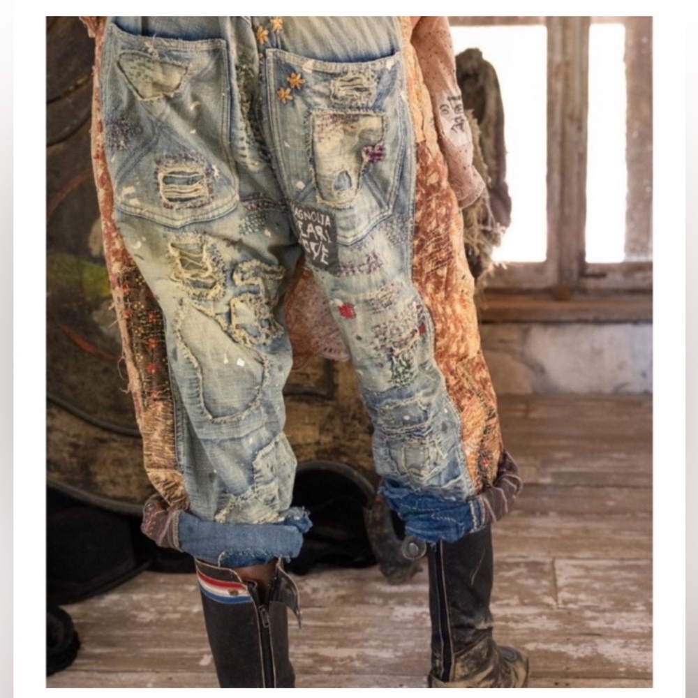 Magnolia Pearl💫 Hommage Denims 723
